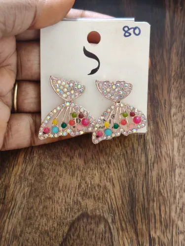 BUTTERFLY STUD
